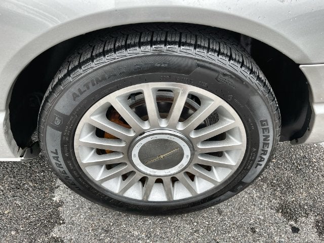 2004 Ford Thunderbird Base