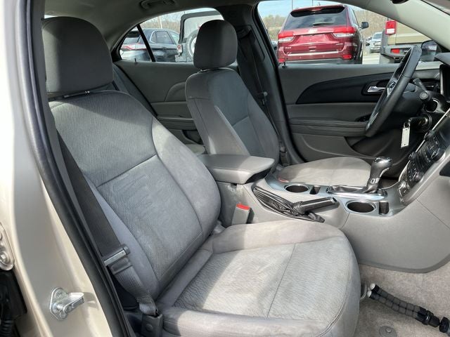 2014 Chevrolet Malibu LS 1LS