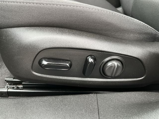 2017 Chevrolet Malibu LT 1LT