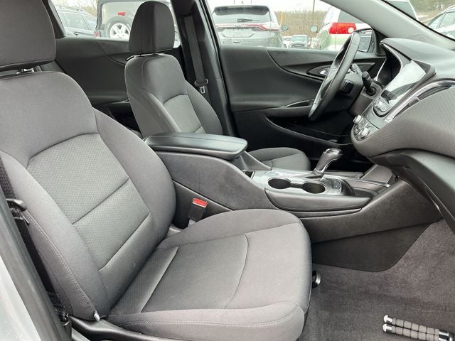 2017 Chevrolet Malibu LT 1LT