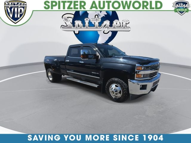 2016 Chevrolet Silverado 3500HD LTZ Dual rear wheels