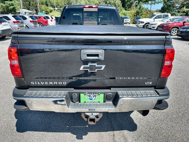 2016 Chevrolet Silverado 3500HD LTZ Dual rear wheels