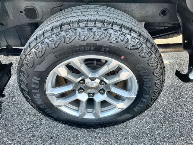 2024 Chevrolet Silverado 1500 LT LT1