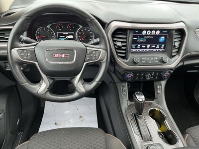 2017 GMC Acadia SLE-2