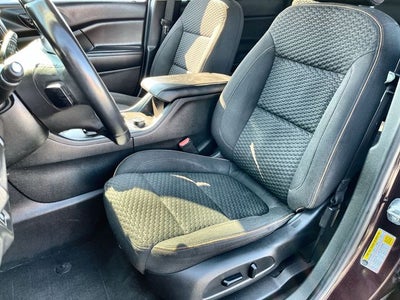 2017 GMC Acadia SLE-2