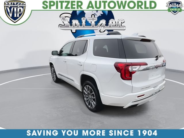 2022 GMC Acadia Denali
