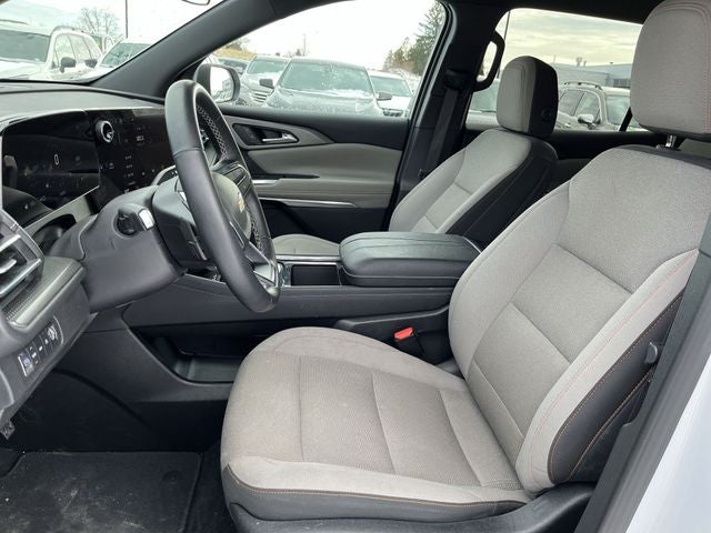 2025 Chevrolet Traverse LT 2LT