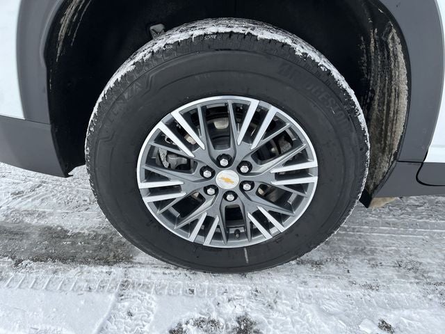 2025 Chevrolet Traverse LT 2LT