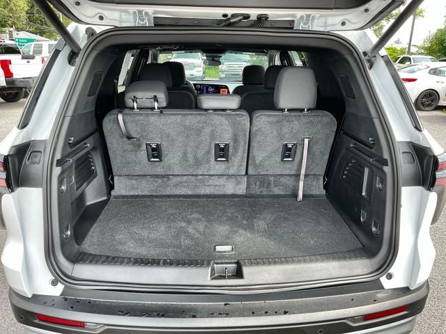 2025 Chevrolet Traverse LT 2LT
