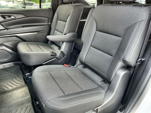 2025 Chevrolet Traverse LT 2LT