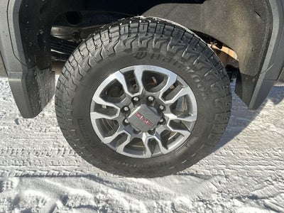 2023 GMC Sierra 2500HD AT4