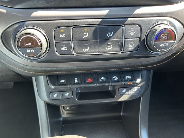 2021 GMC Canyon AT4 w/Leather
