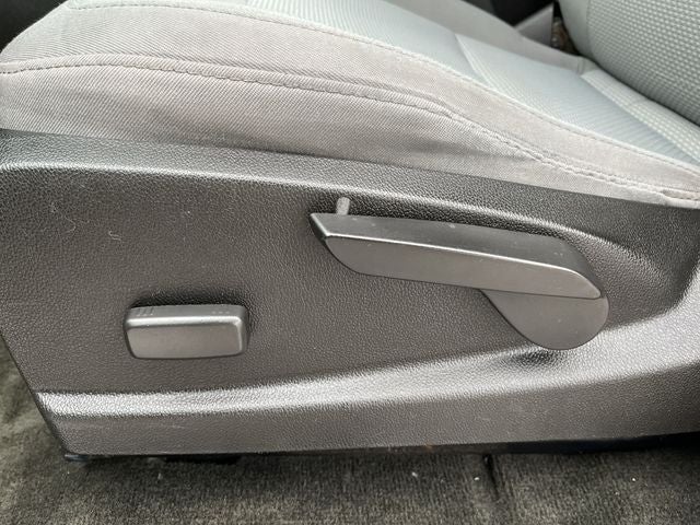 2016 GMC Canyon Base