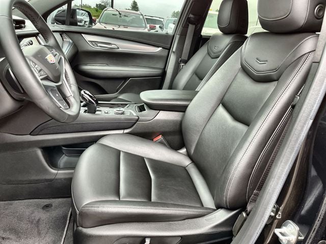 2024 Cadillac XT5 Luxury