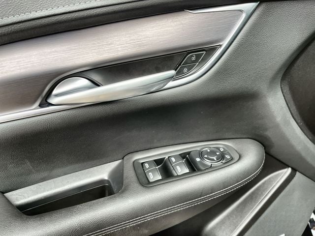 2024 Cadillac XT5 Luxury