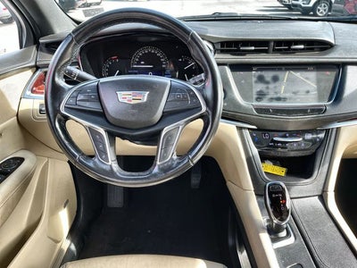 2018 Cadillac XT5 Premium Luxury