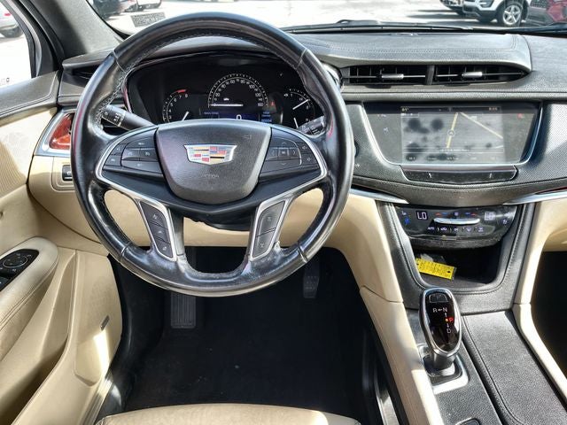 2018 Cadillac XT5 Premium Luxury