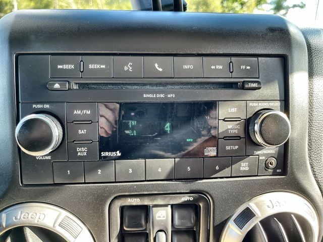 2011 Jeep Wrangler Unlimited Sahara