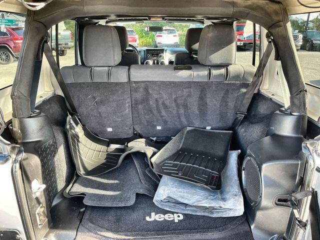 2011 Jeep Wrangler Unlimited Sahara