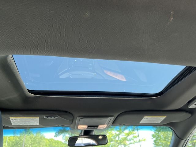 2016 Lincoln MKS Base