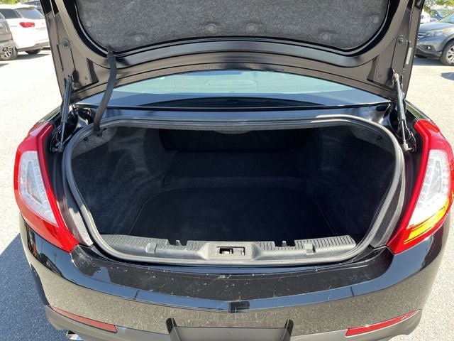 2016 Lincoln MKS Base