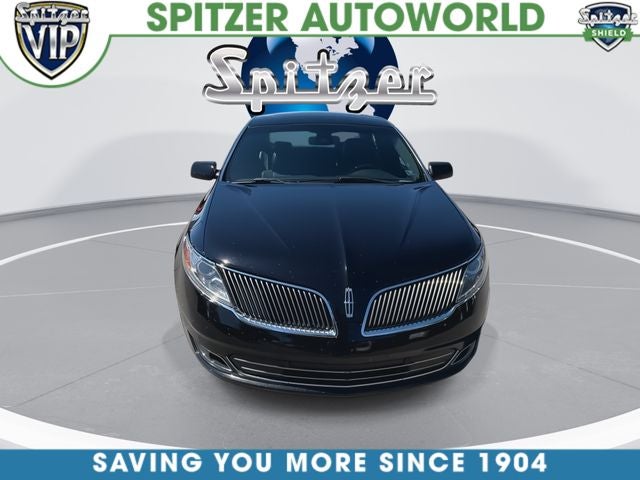 2016 Lincoln MKS Base