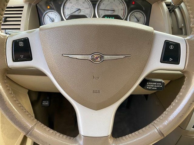 2010 Chrysler Town & Country Limited