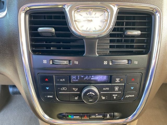 2011 Chrysler Town & Country Touring-L