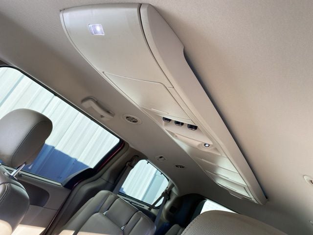 2011 Chrysler Town & Country Touring-L