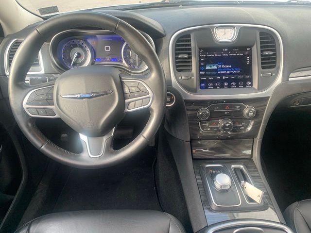 2020 Chrysler 300 Touring