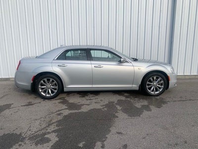 2020 Chrysler 300 Touring