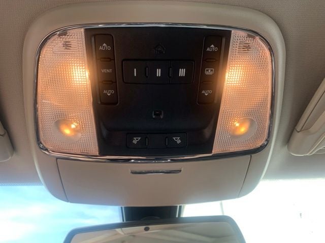 2020 Chrysler 300 Touring