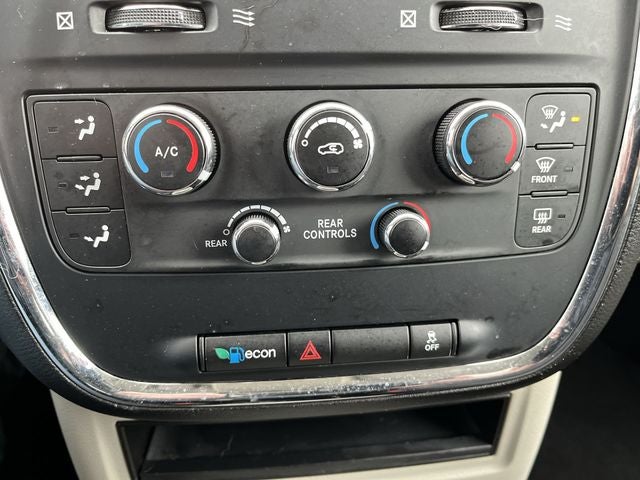 2014 Dodge Grand Caravan SE