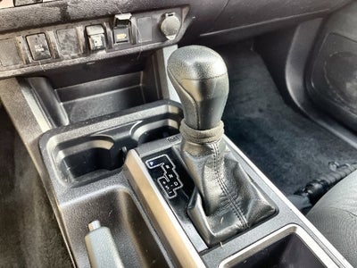 2022 Toyota Tacoma SR5 V6