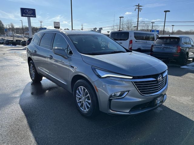 2024 Buick Enclave Essence