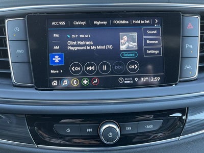 2024 Buick Enclave Essence