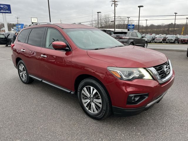 2017 Nissan Pathfinder SL