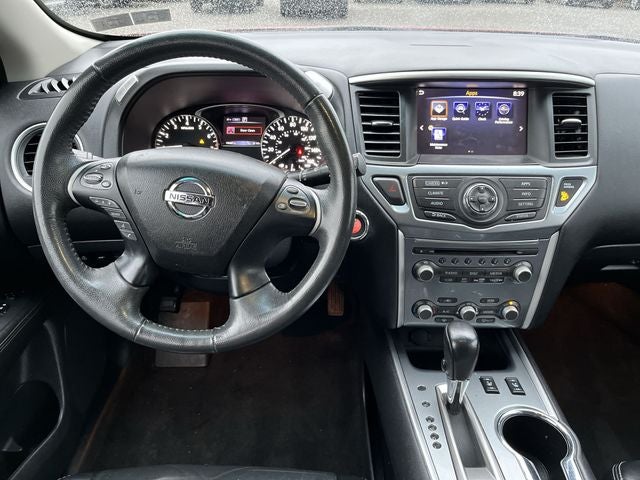 2017 Nissan Pathfinder SL