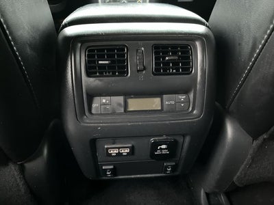 2017 Nissan Pathfinder SL