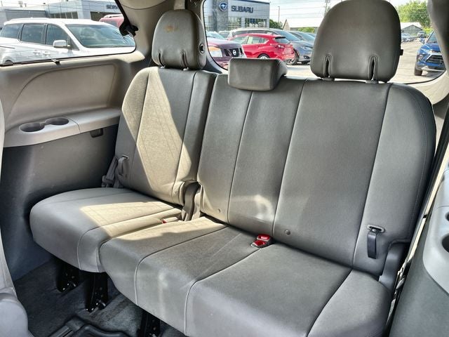 2017 Toyota Sienna XLE 7 Passenger