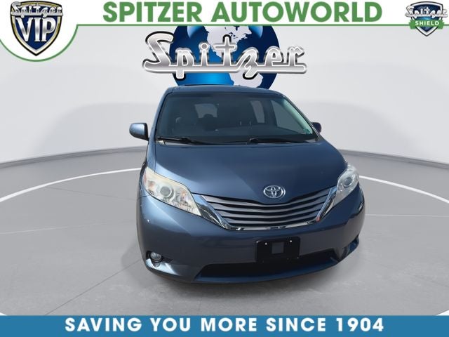 2017 Toyota Sienna XLE 7 Passenger