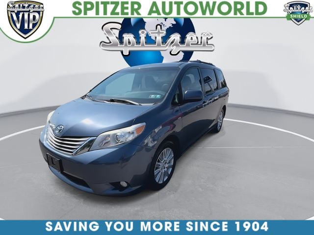 2017 Toyota Sienna XLE 7 Passenger