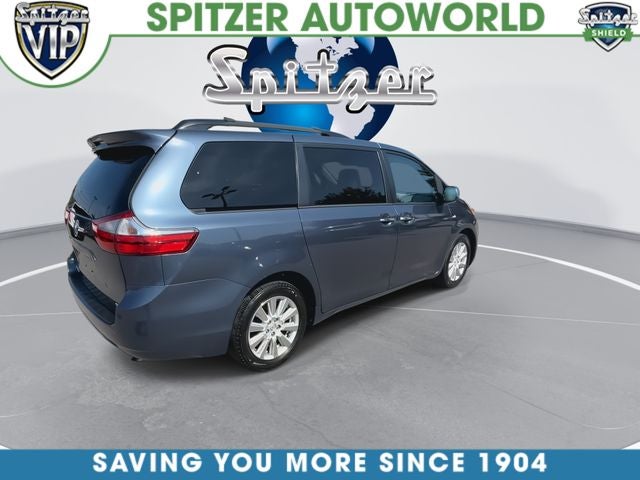 2017 Toyota Sienna XLE 7 Passenger
