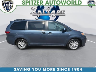 2017 Toyota Sienna XLE 7 Passenger