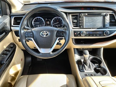 2018 Toyota Highlander Limited Platinum
