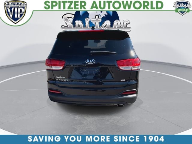2016 Kia Sorento LX