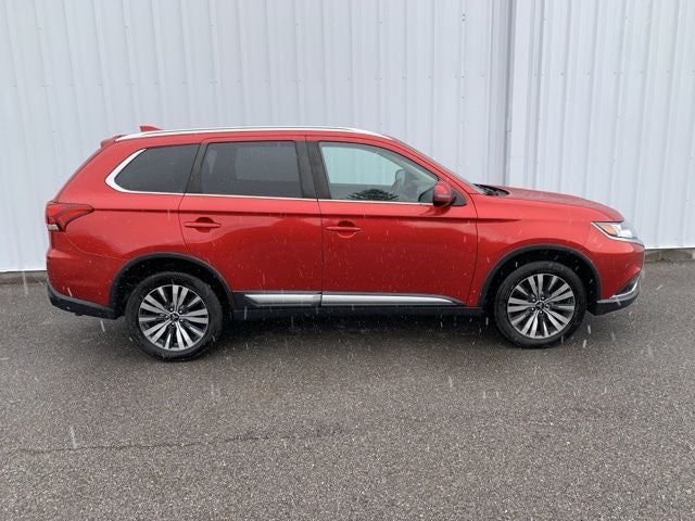 2019 Mitsubishi Outlander Base