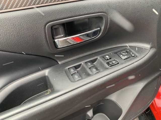 2019 Mitsubishi Outlander Base