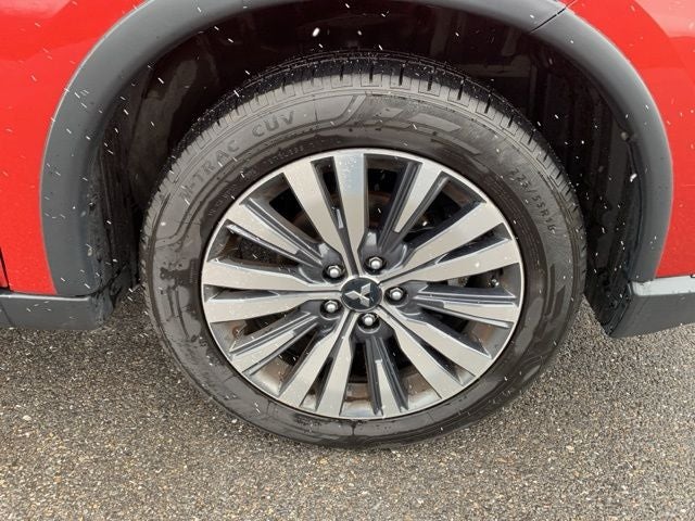 2019 Mitsubishi Outlander Base