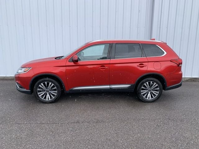 2019 Mitsubishi Outlander Base